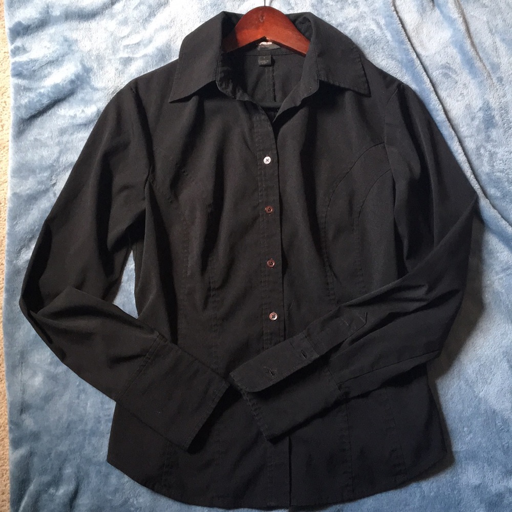 Express, black, button-down dress shirt. Sz 8.